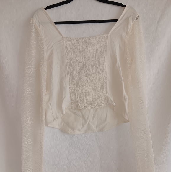 lace blouses, white, size M, long sleeves, WILD FABLE brand - Picture 4 of 7